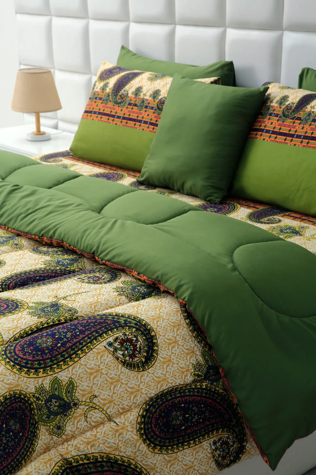 8 PCs Winter Comforter Set-Green Paisleys