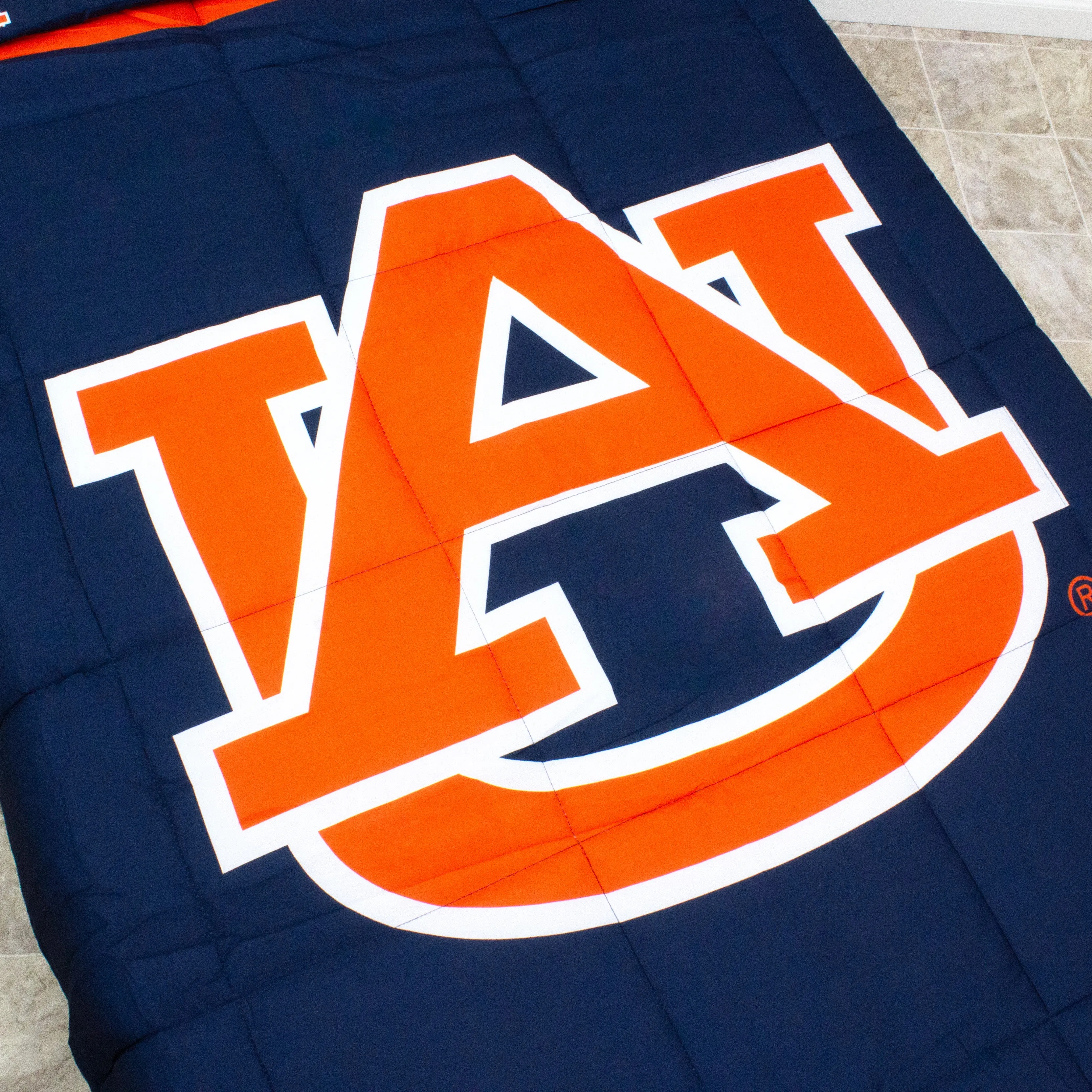 Auburn Tigers Reversible Big Logo Soft and Colorful Comforter