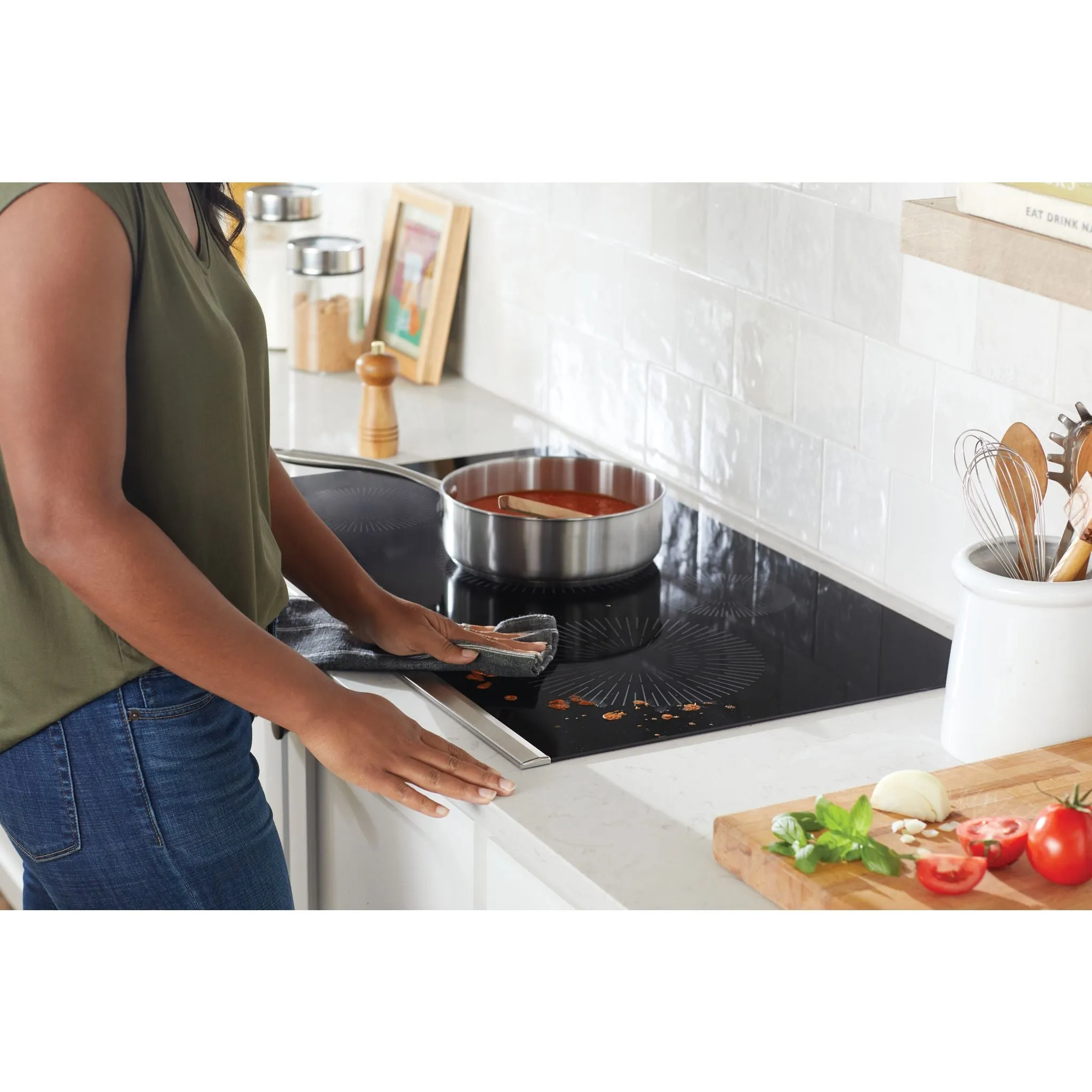 Frigidaire Gallery 36" Induction Cooktop (GCCI3667AB) - Black