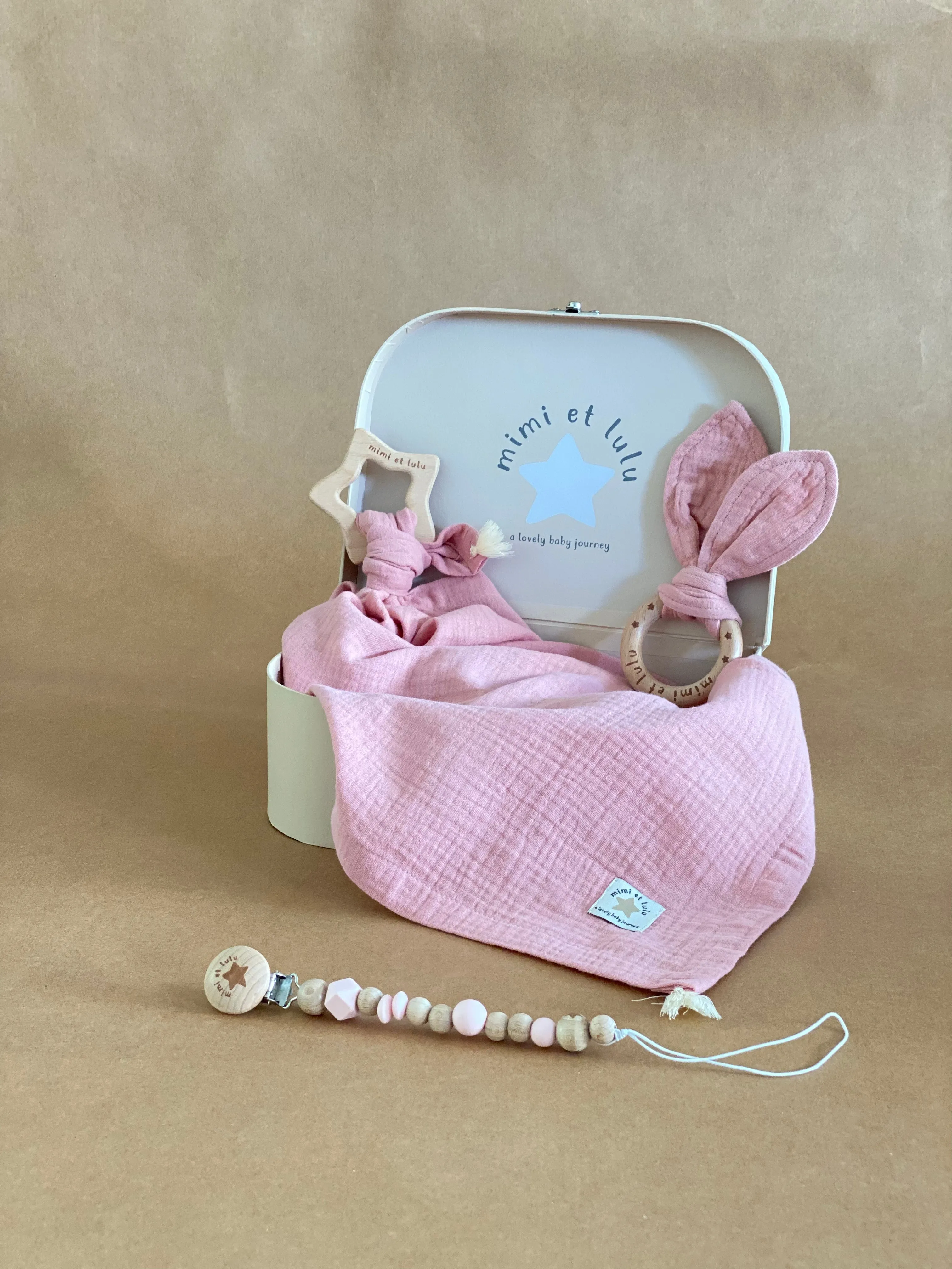 Hello Cutie! Personalizable Baby Gift Hamper