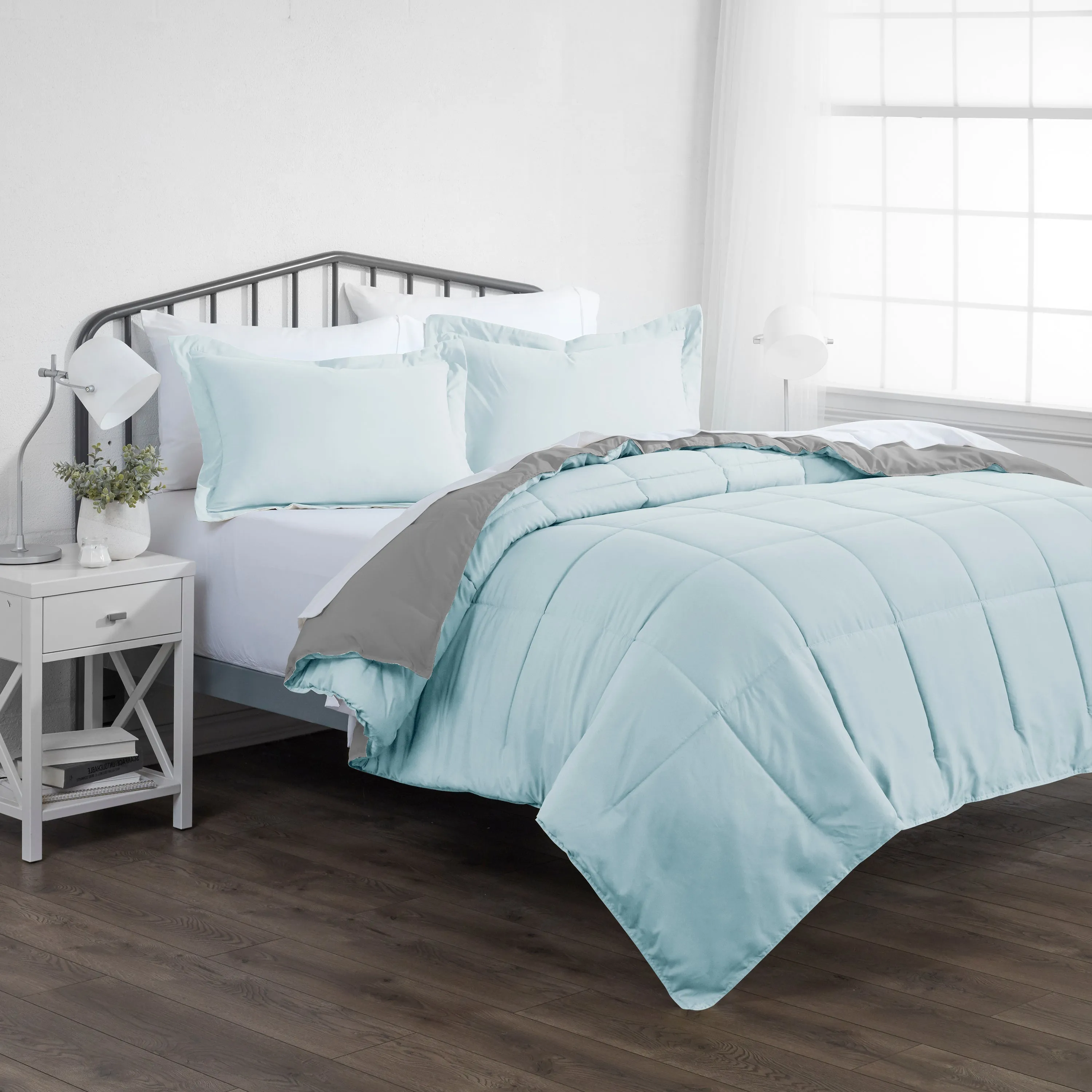 Reversible Down-Alternative Comforter Set