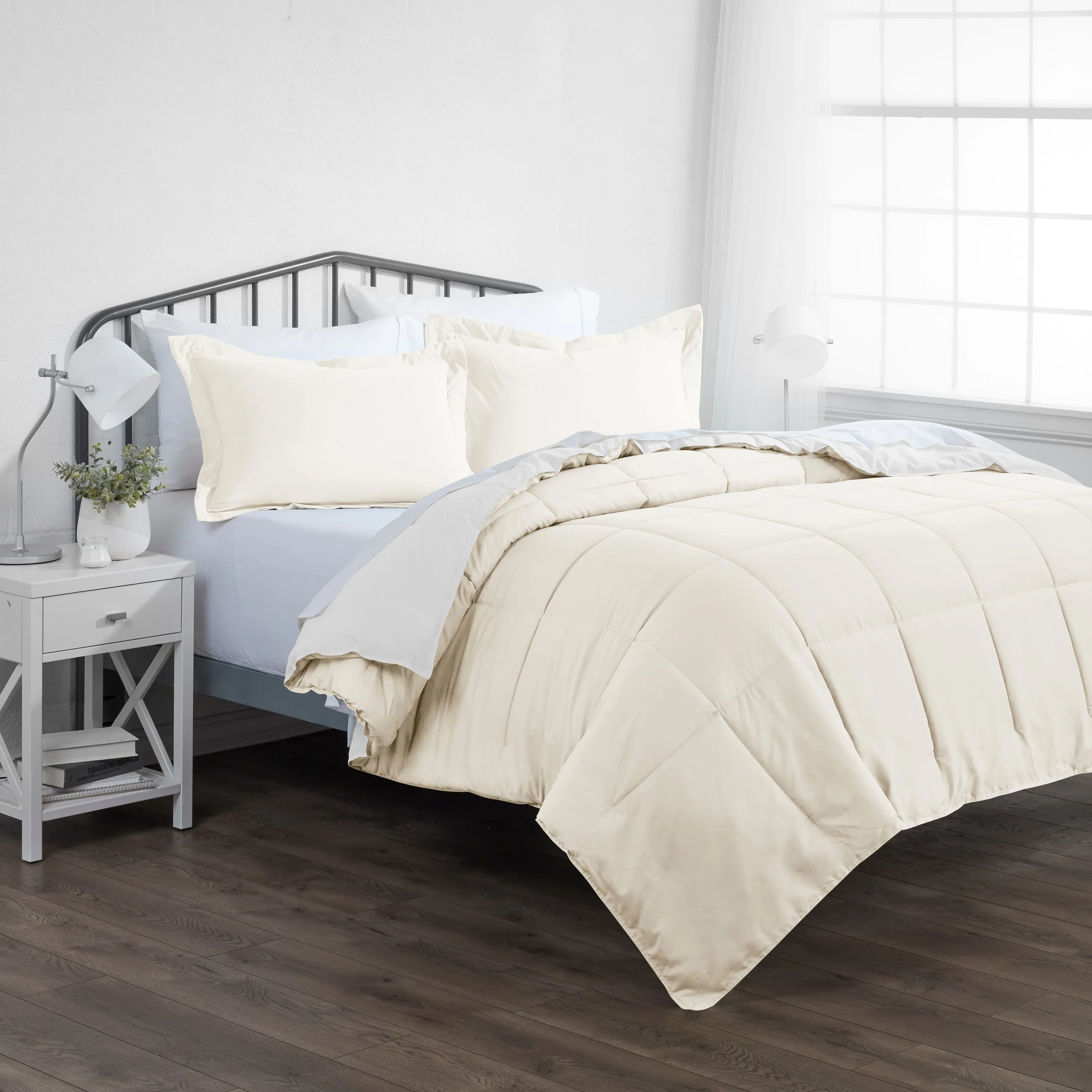 Reversible Down-Alternative Comforter Set